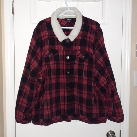 Torrid Women's Size 5X Red Plaid Sherpa Collar Button Up Trucker Jacket - Picture 2 of 14